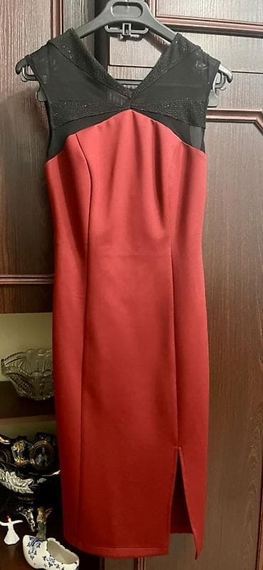 Qadın ayaqqabıları: Qadın geyimi – qırmızı-kömür qara kokteyl/axşam donu - Kəsim: qələm — 1