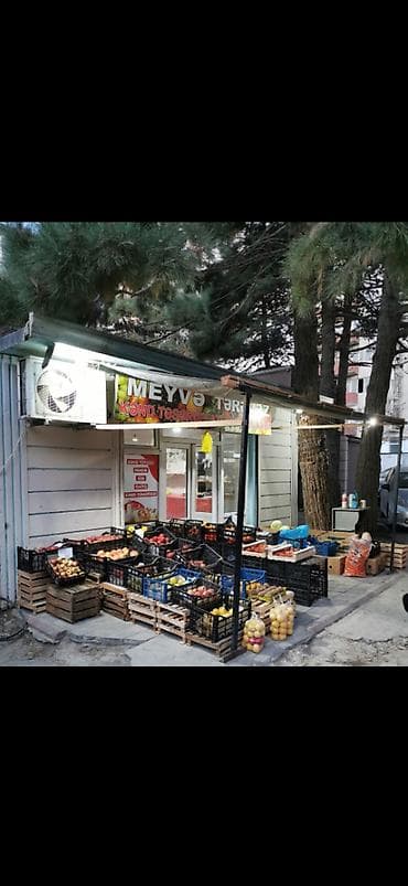 Mağaza icarəyə verilir, 37 kv, su sanuzel, kondisioner. Arxa qapısı da — 2