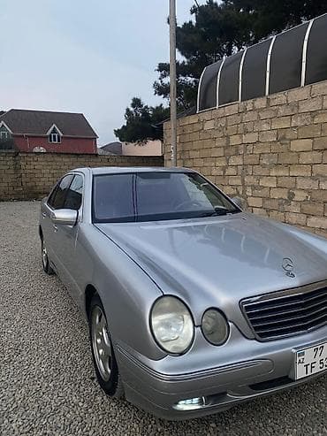 ravon 3: Mercedes-Benz E-Class: 3.2 l | 2001 il Sedan — 3