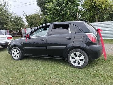 lider diskləri 07: Kia Rio hatchback - Kuzov: 5 qapılı hatchback, qara rəng - Nömrə — 4
