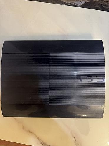 PlayStation 3 super slim 250 gb yaddas 15 oyun var 2 pultla verilir lalafo.az -da PlayStation 3 super slim 250 gb yaddas 15 oyun var 2 pultla verilir