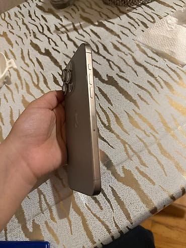Elektronika: IPhone 15 Pro Max, 256 GB, Natural Titanium — 5