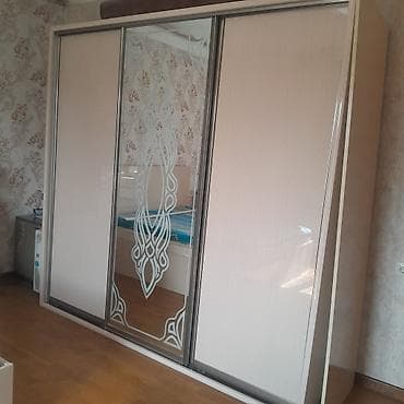 yataq doşəyi: Yataq otağı mebel dəsti – klassik açıq krem rəngdə, parlaq (piano) — 3