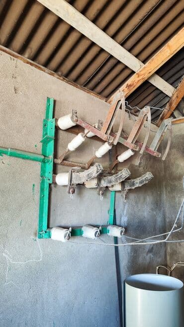 купить стабилизатор для телефона: Transformator. Ukrayna 100 kvanın korpusu üzərinə yığılıb. Yerli — 3