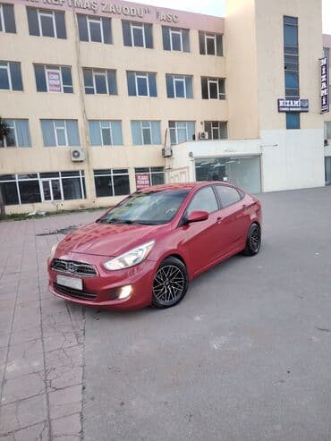 kia ceed 2010: Hyundai Accent: 1.6 l | 2016 il Sedan — 6