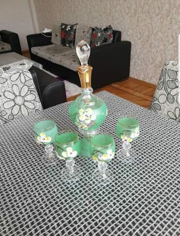 uqolnik qiyməti: Evde yawayiw olmadigindan islenmeyib, unvan nesimi bazarinin — 1