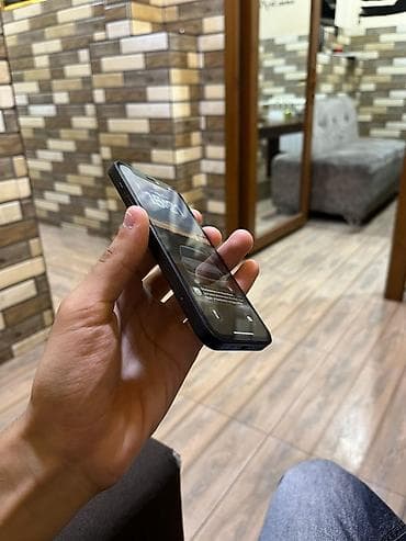 lphone 12: IPhone 12, Qara, Face ID — 6