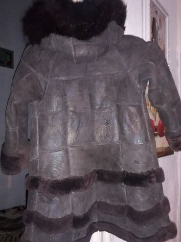 Oyuncaqlar: Dublynka 5,6 yaşında qız uşaqları üçün. Az geyinilib. Baha alınıb. İçi — 2