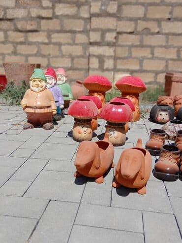 vadalaska türkçe ne demek: KERAMIK GÜL QABLAR və DEKOR hamisi maya qiyməə 12 manatdan 55 manata — 11