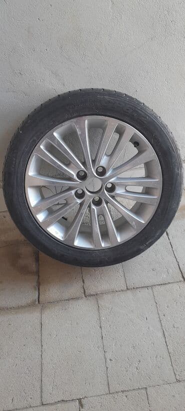 Su nəqliyyatı: Yeni Disk təkər Kia 215 / 50 / R 17 — 4