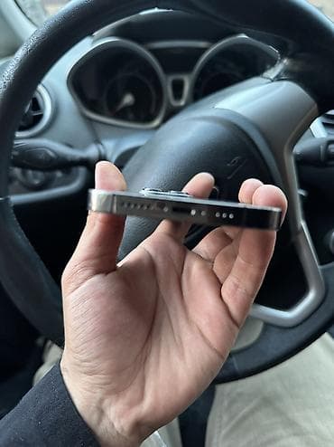 iphone 17 pro dubay: IPhone 13 Pro, 256 GB, Graphite — 5