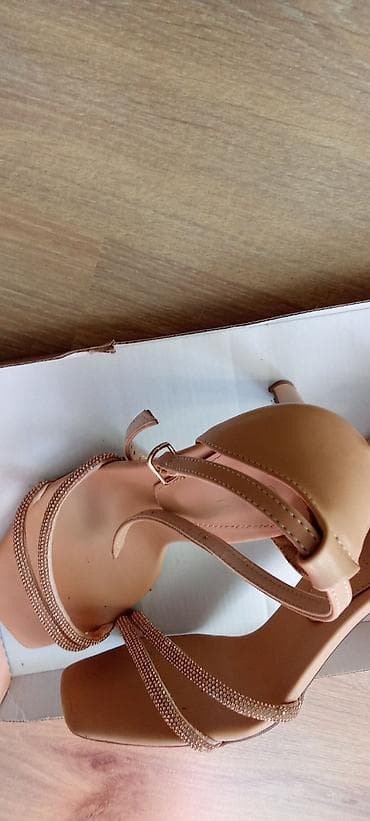 женские босоножки на платформе: Qadın platforma sandal - Rəng: bej/nude tonları - Dizayn: Taxta/kork — 6