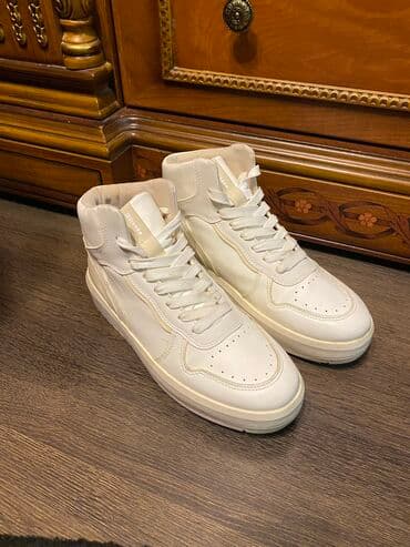 женские кеды сникерсы: Bershka, Размер: 38, цвет - Белый, Б/у — 1