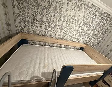 carpayi sumqayit: Oğlan və qız üçün, İşlənmiş, Çarpayı, Matras ilə, Siyirməsiz, Taxta — 6