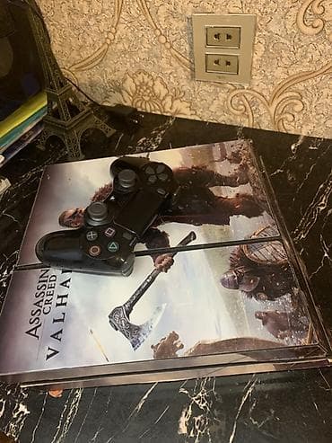 ariston 2 ci el: Assassin’s Creed Valhalla temalı PlayStation 4 fat oyun konsolu seti — 5