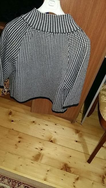 tebii daslar sederek: Satilir Tovuzda. Jaket qadin ucun. Razmer L. 20 m — 2