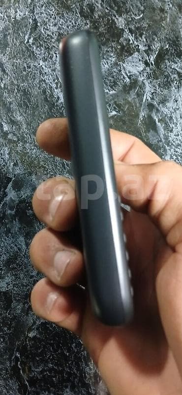 iphone 16 pro max qiymət: Nokia < 2 GB Memory Capacity, rəng - Qara, İki sim kartlı — 3