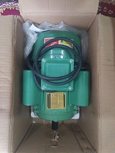 İnkubatorlar: Yenidir. 2 sistemli yem üyüdən. Buğda, Arpa, Qarğıdalı üyüdən. Ot — 5