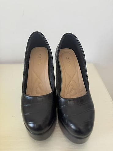 Digər ayaqqabılar: Ölçü: 37, rəng - Qara, İşlənmiş — 4