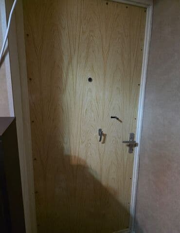 3 otaqli temirli menzil: 200000 son qiymeti.Bezi eshyalar qalacaq — 2