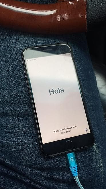 vintaj telefon: Salam xarab telefonlari aliram watsapim 24 saat akdivdi buyur ne — 1