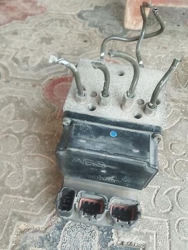 Ili 2006 qiyməti razılaşmaq olar Məhsul: Nissan üçün ABS hidravlik — 4