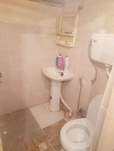 saray kiraye evler: GəncədəTexnologiya Universitetinə39 nömrəli məktəbə,Füzuli parkına — 7