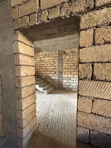 razinde satilan torpaqlar: Badamdar qəs. 6 otaqlı, 300 kv. m, Təmirsiz — 10