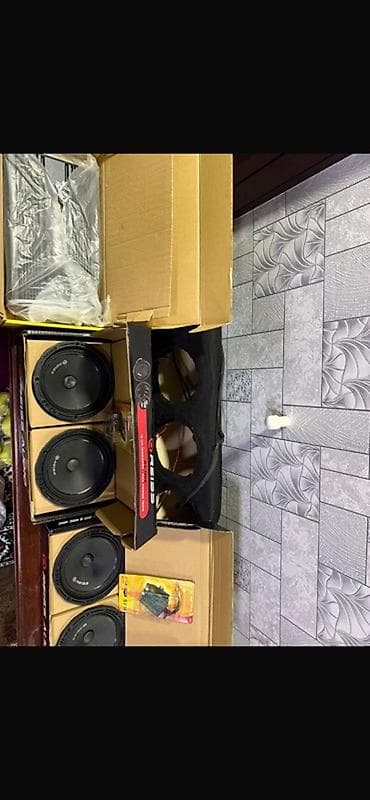 blutuz dinamik: Avtomobil üçün tam audio dəst Tərkib: - Reiss Audio dinamikləri – 16 — 2