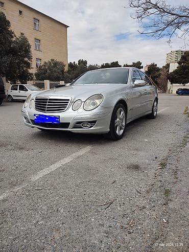 Mercedes-Benz E-Class: 2.2 l | 2007 il Sedan