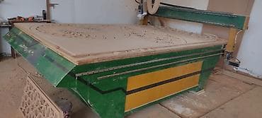 makita frez: CNC frezə dəzgahı – iri ölçülü işləmə səthi ilə - Materiallar: MDF — 1