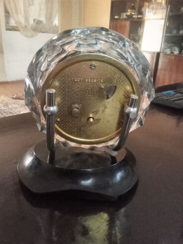 Kolleksiya kartları: Masaüstü Mexaniki Əntiq saat 1970 il — 3