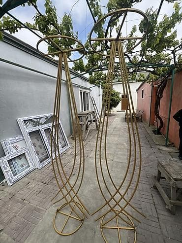 Qızılı rəngdə metal dekorativ stendlər (2 ədəd) - Material: möhkəm — 3