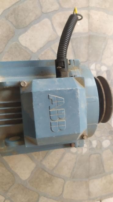 mator qoruyucu: ABB elektrik mühərriki - Brend/model: ABB (korpus üzərində ABB — 3