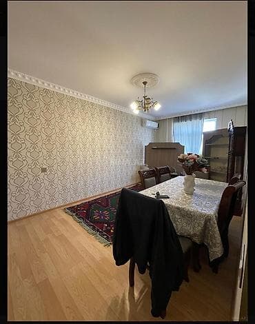 qala ramanada ev satilir: Hövsanda "Şüşəli bazar" deyilən ərazidə, binada 4 otaqlı, tam təmirli — 3