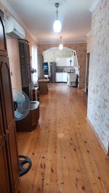 ucar ev: Pirşağı qəs. 4 otaqlı, 180 kv. m — 31