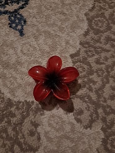 Qadın saç aksesuarları dəsti 1) 2m 2)1,50m 3)1m 4)2m 5)2m 6)1m 7)2m