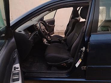 Toyota Corolla Fielder (universal kuzov) - Kuzov: universal, tünd — 3