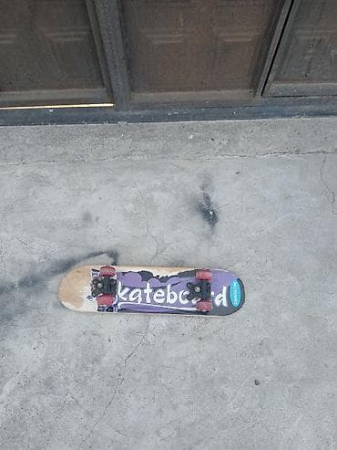 velo teker: Skateboard – klassik ölçülü skeytbord - Göy-bənövşəyi qrafik dizaynlı — 2