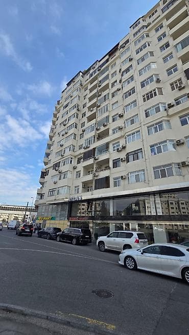 3 otaqlı, Yeni tikili, 118 kv. m — 1