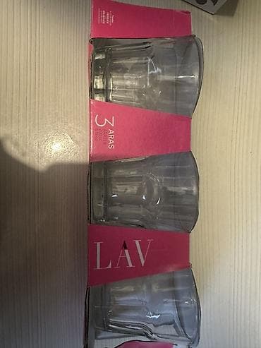 Столовые приборы: Qablar hamsi tezedi hec biri istifade olunmayib. Qrafin dest -12 azn — 6