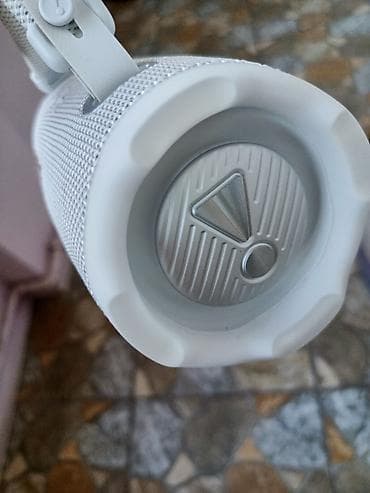 lil solid dual: Yeni JBL Kolonka, Növ - Portativ, rəng - Ağ — 4