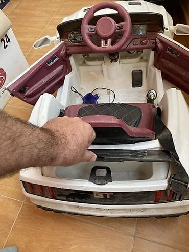 elekt: Uşaq üçün elektrikli miniatür “GT” kabriolet maşın FORD MUSTANG - — 3