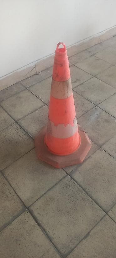 Aksesuarlar və tüninq: Trafik təhlükəsizlik konusları (narıncı-ağ zolaqlı) - Material: sıx — 2