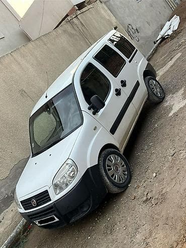 fiat albea 2008: Fiat Doblo: 1.3 l | 2011 il Mikroavtobus — 8