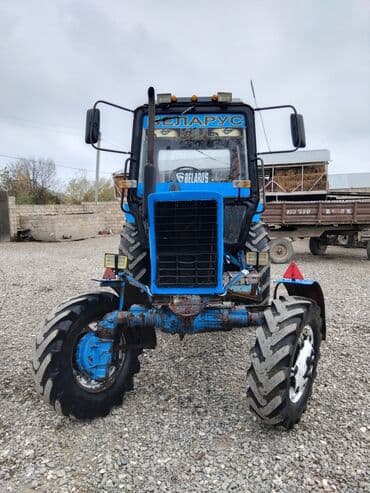 belarus mini traktor: Belarus 82.1 traktoru - Model: BELARUS 82.1 (4x4) - Rəng: mavi - — 9