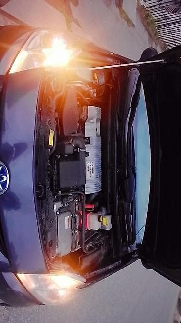 masin satsi: Toyota Prius: 1.8 l | 2011 il Hetçbek — 4