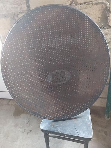 Yupiter peyk anten sistemi – perforasiyalı metal güzgü və iki ədəd