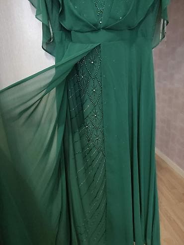 sade donlar: Salam satilir 260 manata alınıb. Cəmi 1 dəfə toya geyinilib. Ölçü 48 — 4