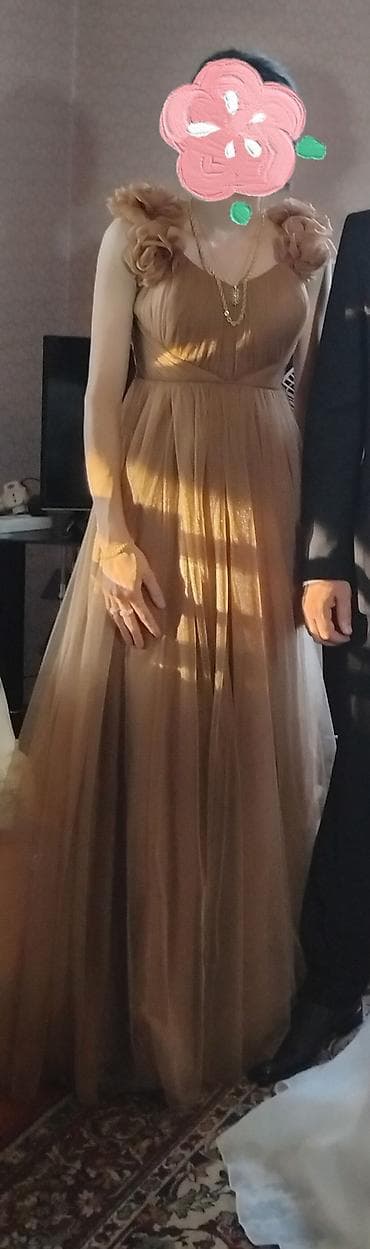 toy dekoru: Zərif uzun ziyafət geyimi - Rəng: isti karamel/qəhvəyi - Model — 8